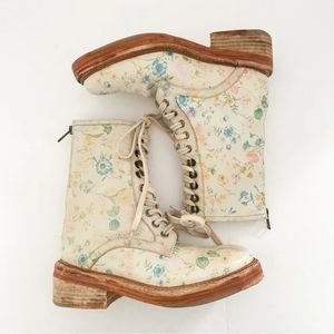 Free People Floral Combat Boots - Cream and Brown